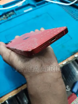 Apple iPhone 12 64 GB Red