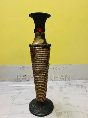 হস্তনির্মিত ফ্লোর ফ্লাওয়ার ভেস