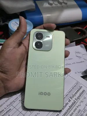 iQOO Z9x 128 GB Green