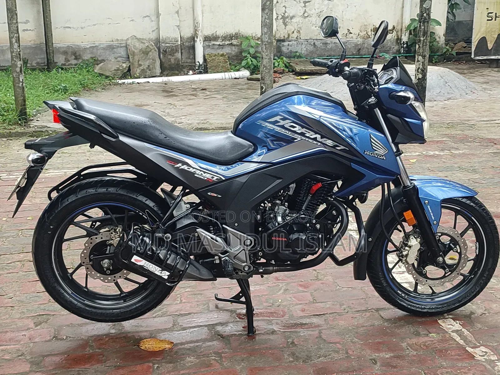 Honda Hornet 2022 Blue