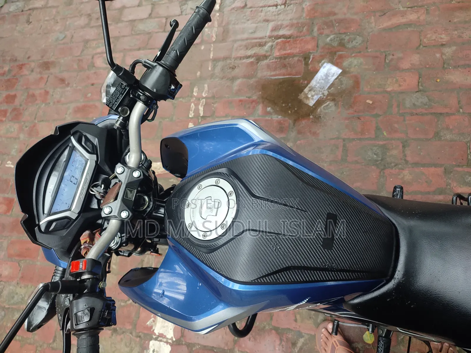 Honda Hornet 2022 Blue