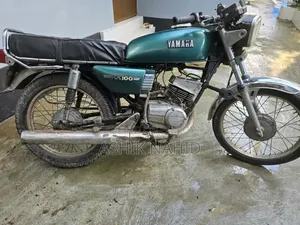 Yamaha 2000 Blue