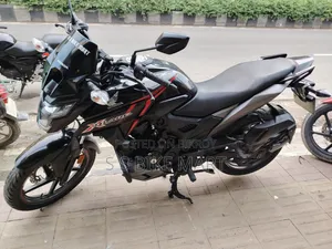 হোন্ডা এক্স-ব্লেড ১৬০ ২০২১ ব্ল্যাক