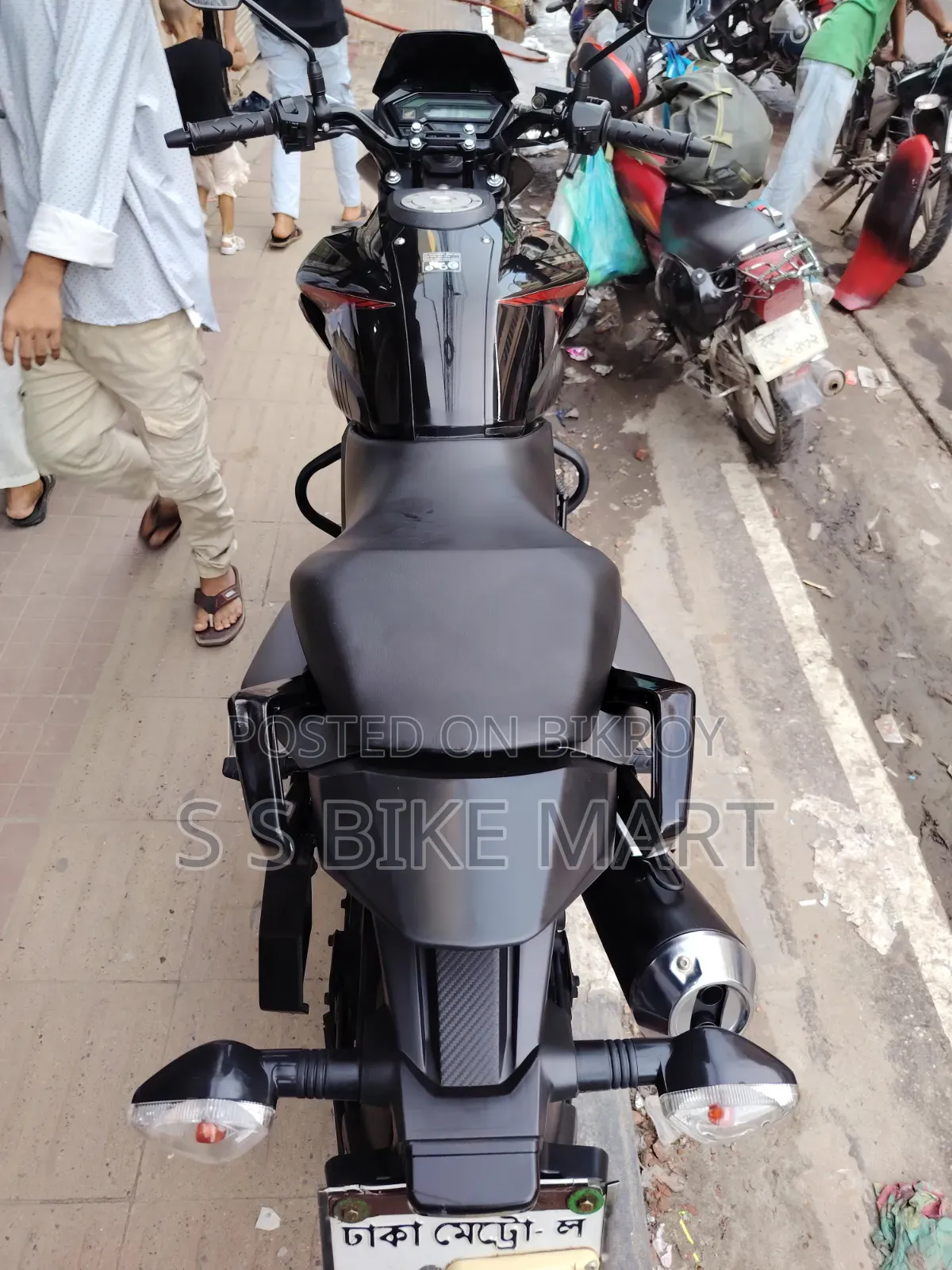হোন্ডা এক্স-ব্লেড ১৬০ ২০২১ ব্ল্যাক
