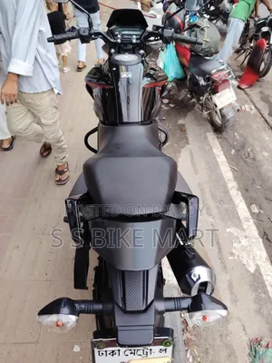 হোন্ডা এক্স-ব্লেড ১৬০ ২০২১ ব্ল্যাক