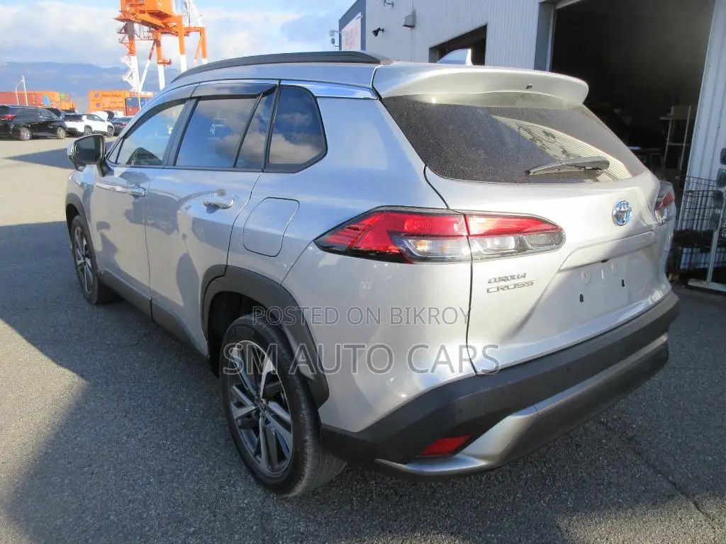 Toyota Corolla Cross 1.8 Hybrid FWD 2022 Silver