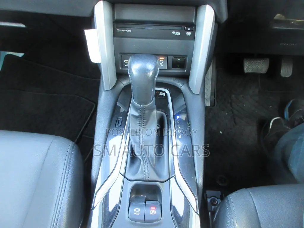 Toyota Corolla Cross 1.8 Hybrid FWD 2022 Silver