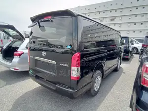 Toyota HiAce 2023 Black