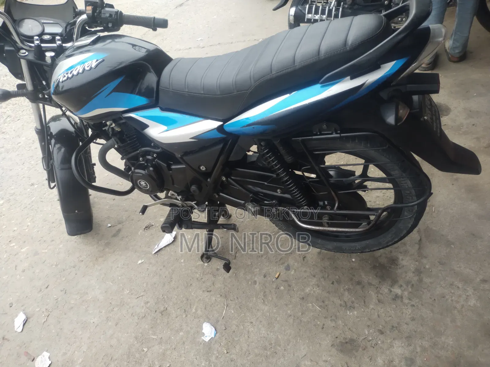 New Bajaj Discover 125 2023 Blue