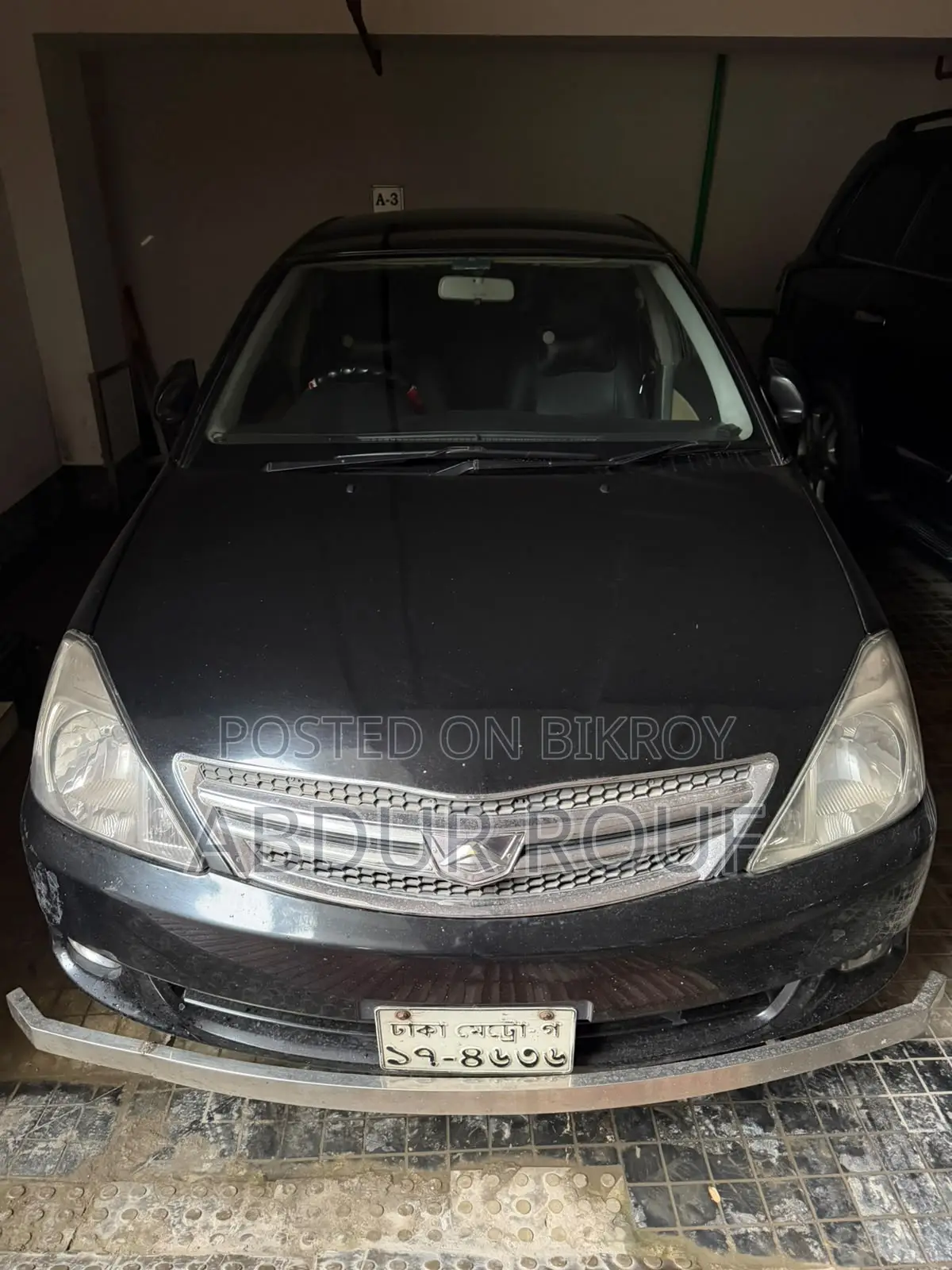 টয়োটা অ্যালিয়ন ২০০৩ কালো