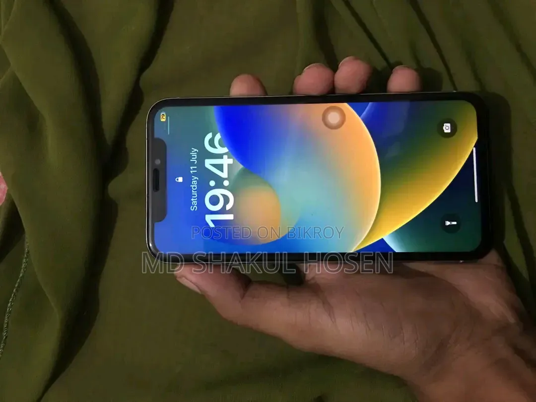 Apple iPhone X 64 GB Black