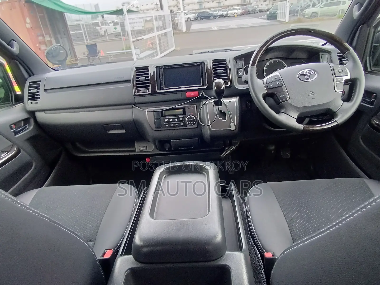 Toyota HiAce 2023 Black