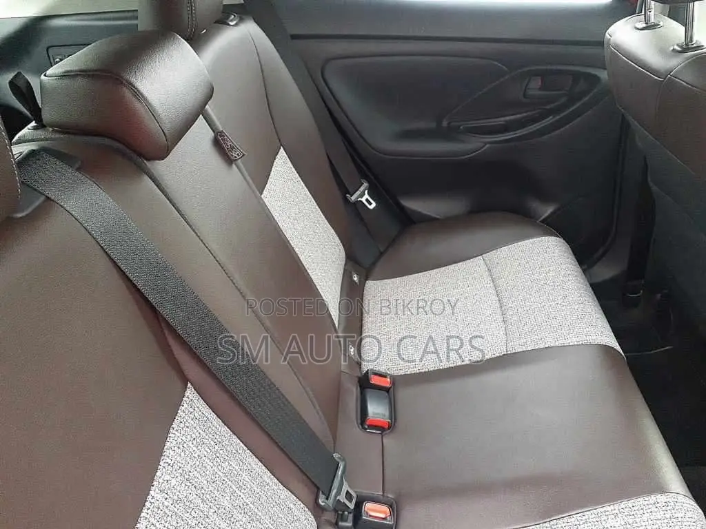 Toyota Yaris Cross 1.5 Hybrid Front Wheel Drive 2021 Red