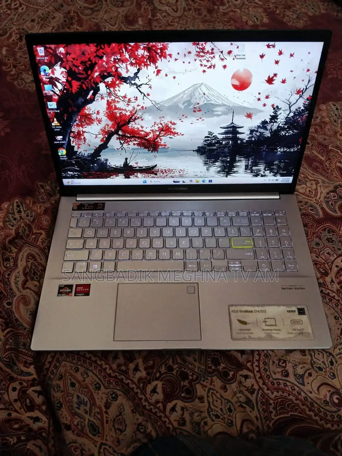 Laptop ASUS 3GB Intel SSD 256GB