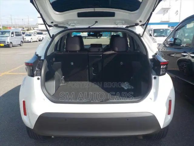 Toyota Yaris Cross 1.5 Hybrid FWD 2021 Pearl