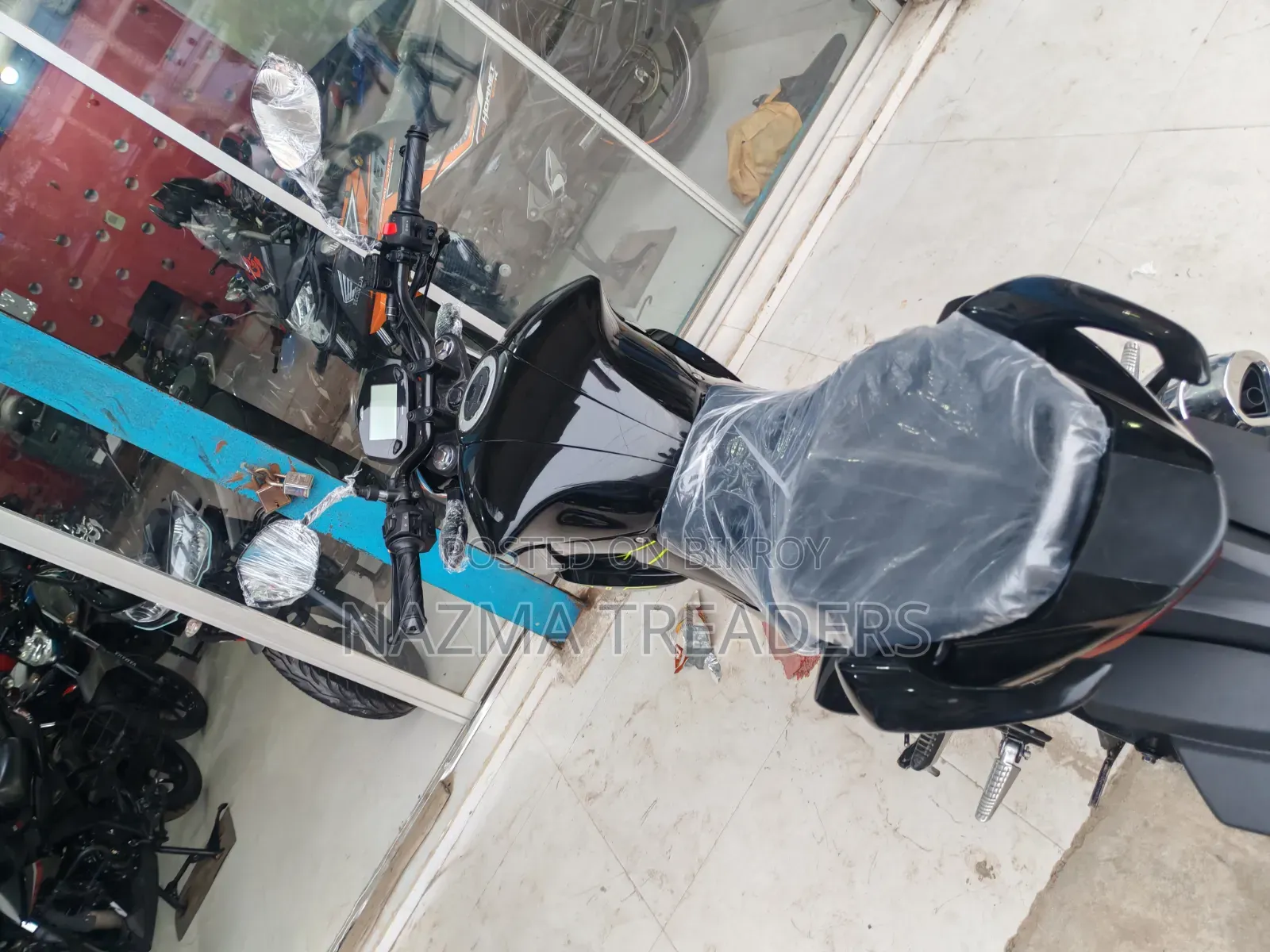 Suzuki Gixxer Fi ABS 2025 Black