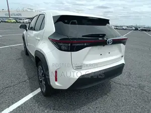 Toyota Yaris Cross 1.5 Hybrid FWD 2021 Pearl