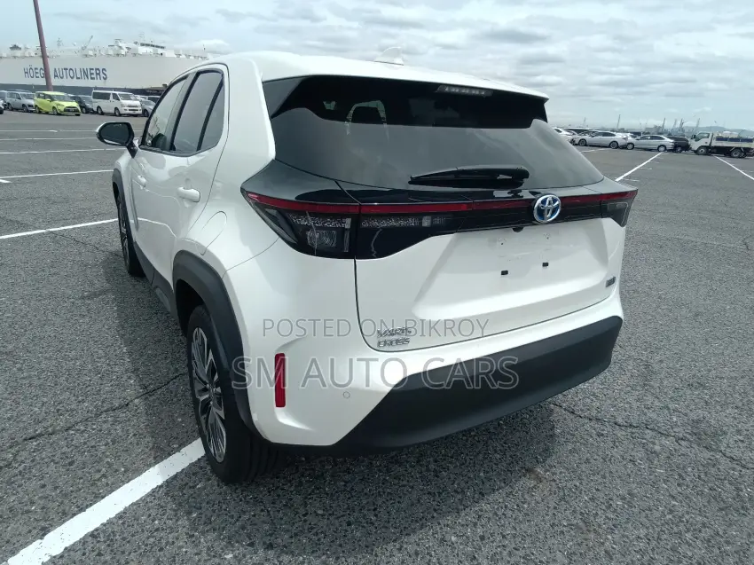 Toyota Yaris Cross 1.5 Hybrid FWD 2021 Pearl