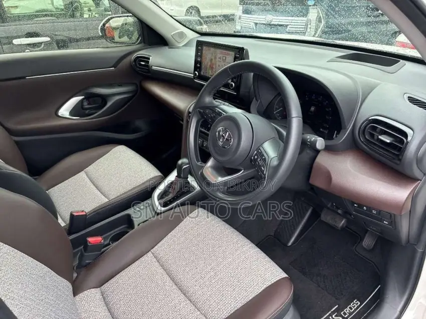 Toyota Yaris Cross 1.5 Hybrid FWD 2021 Pearl