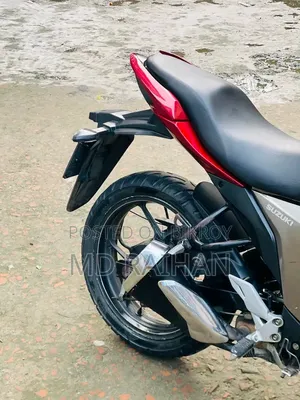 Suzuki Gixxer Monotone 2022 Red
