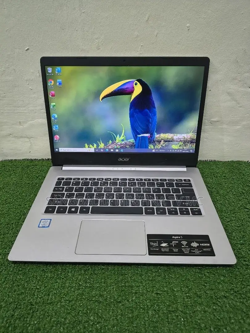 Laptop Acer 4GB Intel SSD 500GB