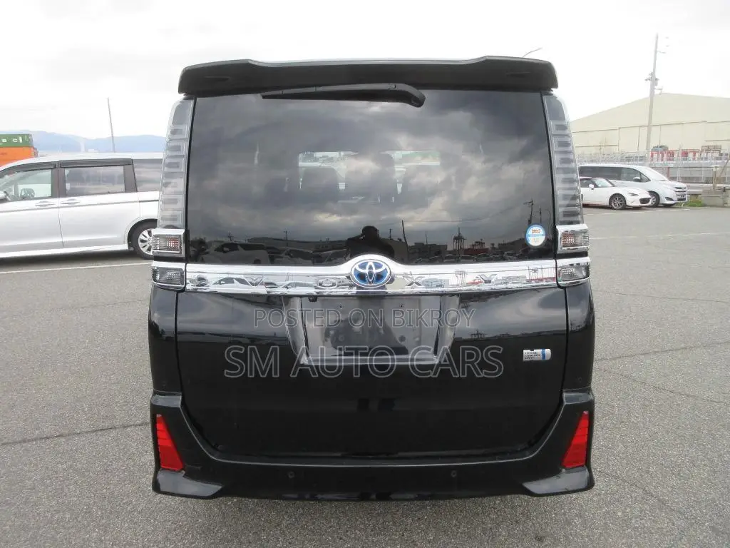 Toyota Voxy ZS Kirameki III 2WD 7-Seater 2021 Black