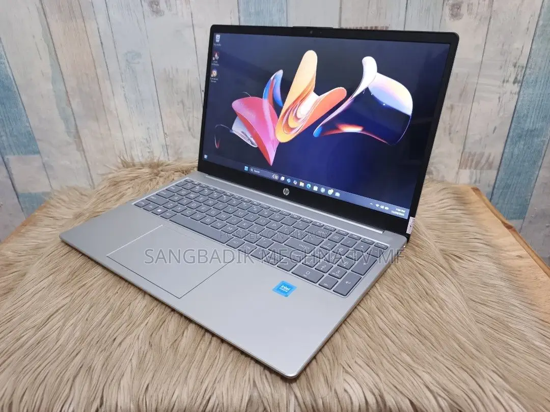 Laptop HP 8gb Amd Ryzen SSD 512gb