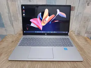 Laptop HP 8gb Amd Ryzen SSD 512gb