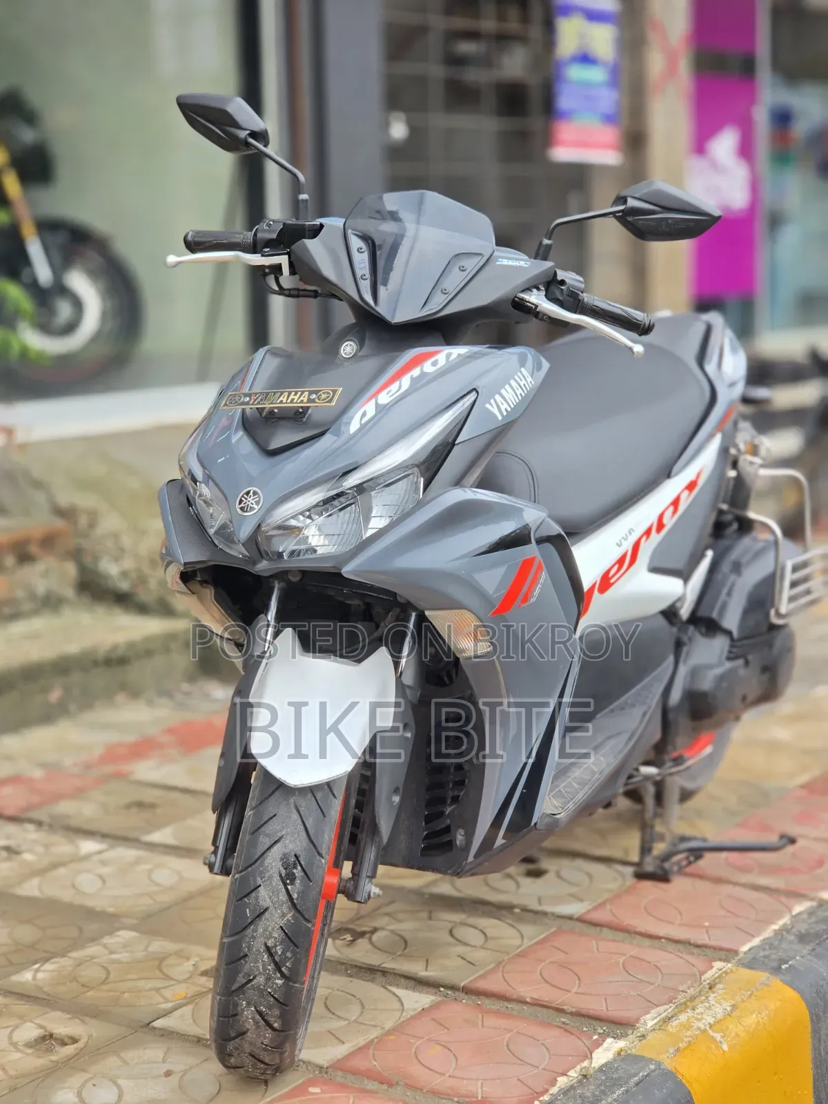 Yamaha 2025 Gray