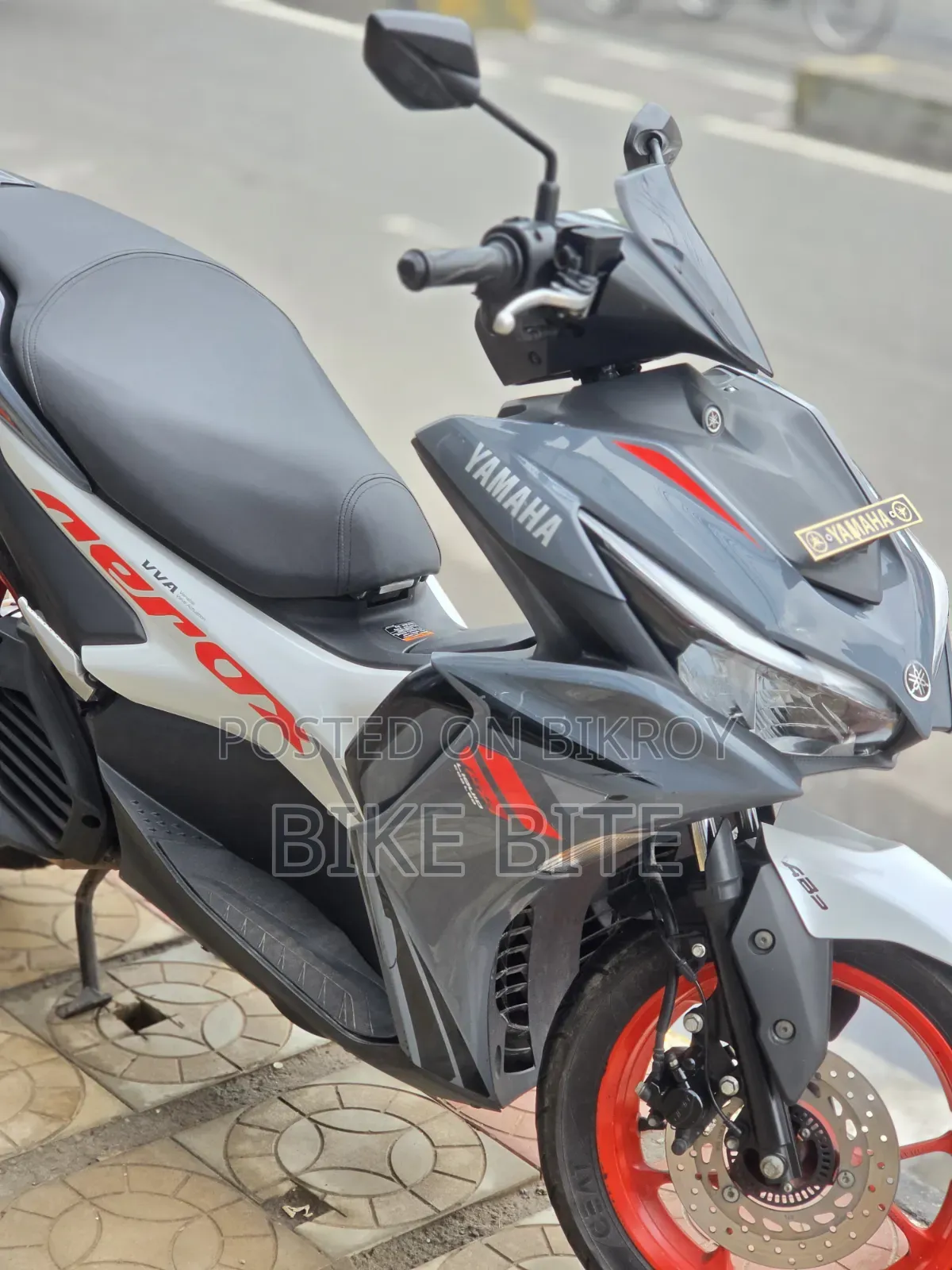 Yamaha 2025 Gray