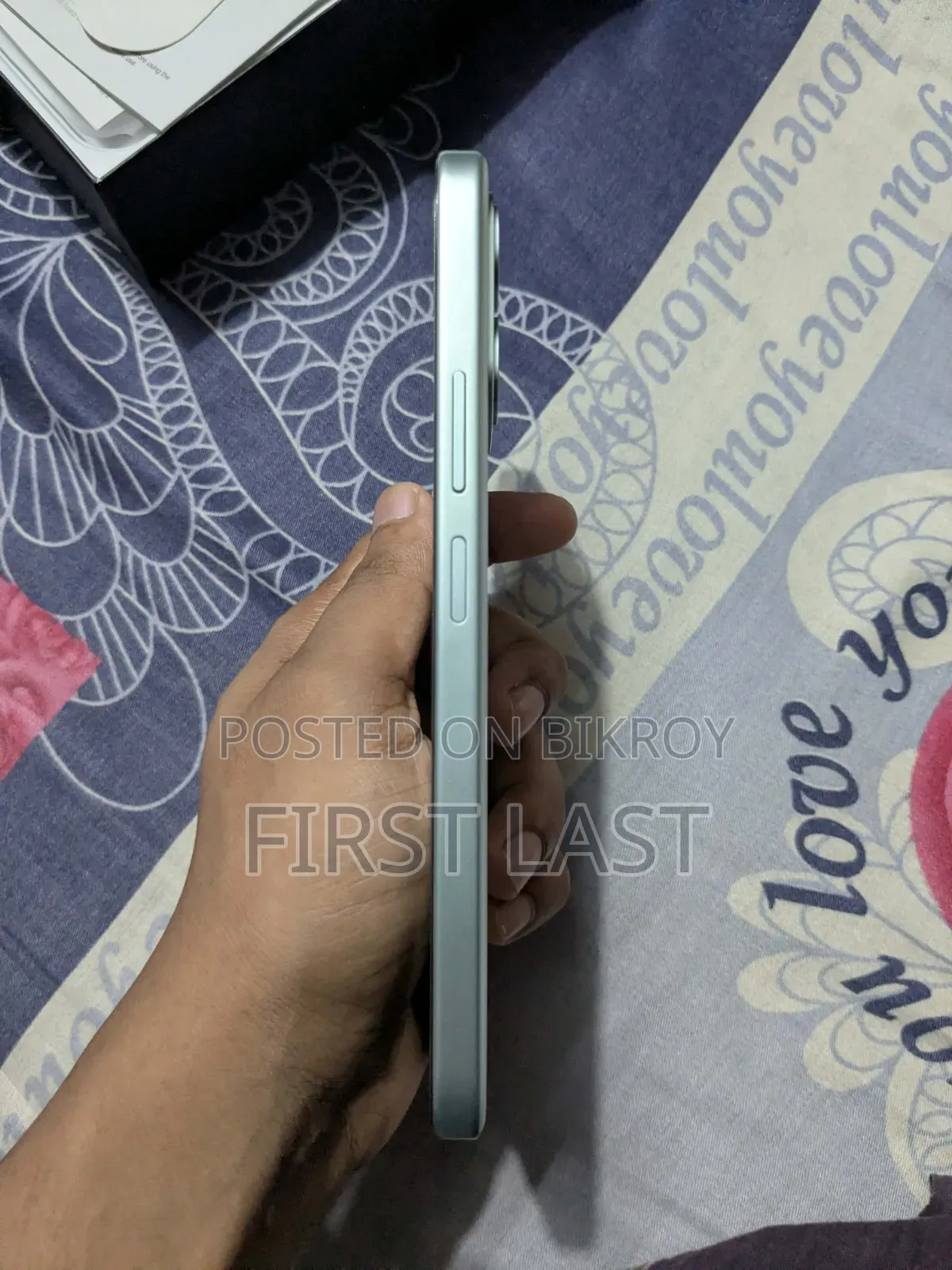 নতুন আইকিউওও ১২৮ জিবি গ্রিন
