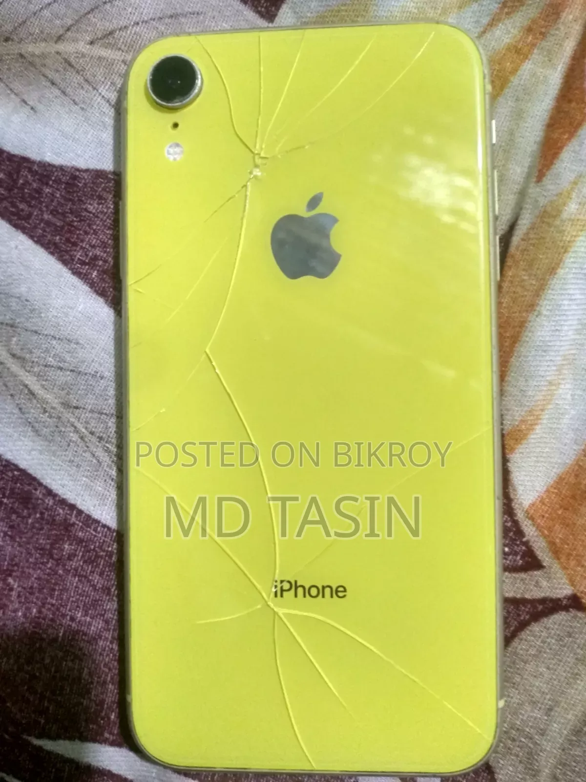 Apple iPhone XR 64 GB Yellow