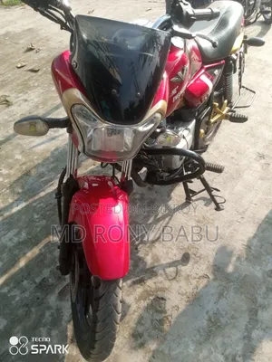 Bajaj V15 2016 Red