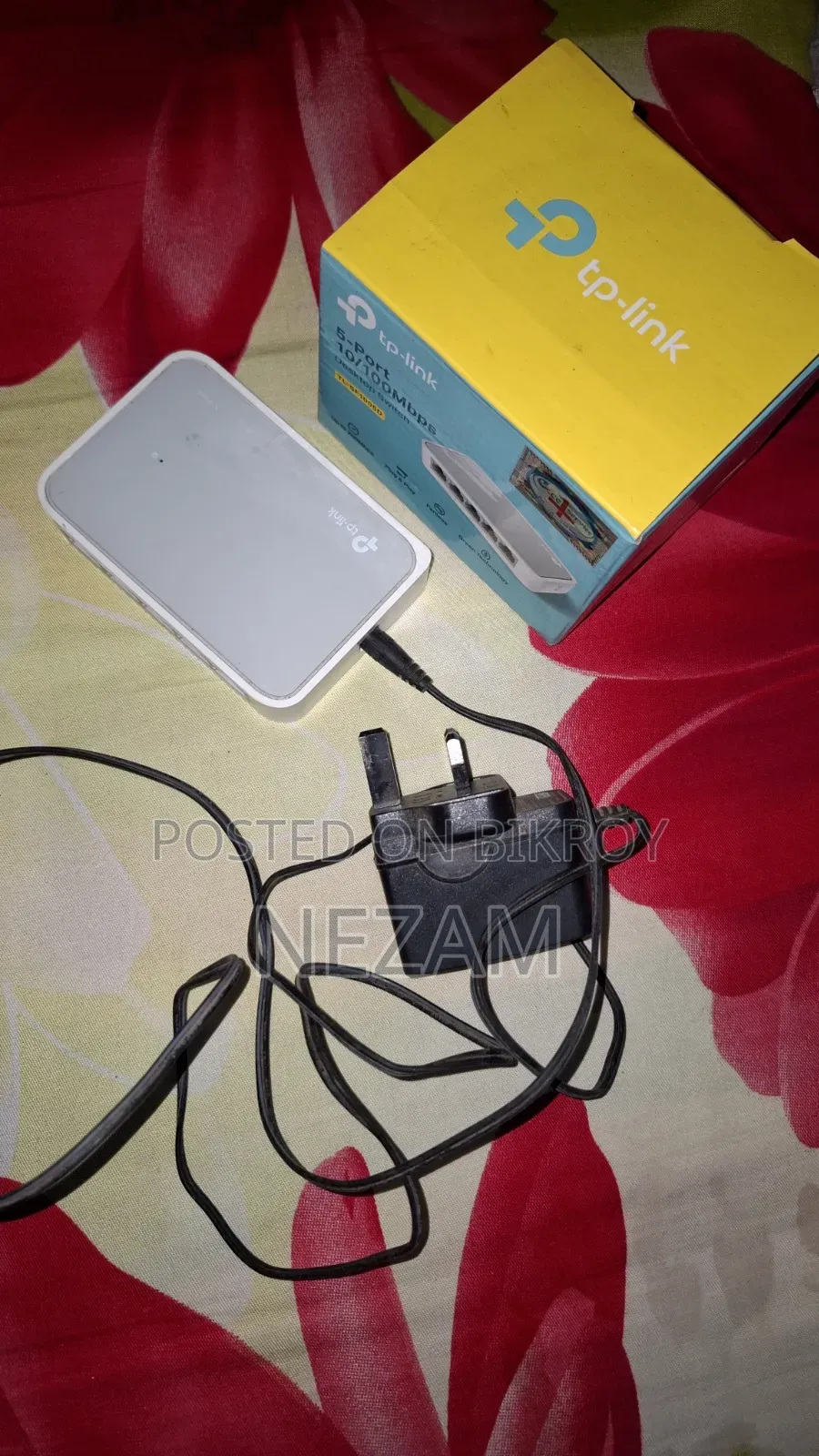 টিপি লিংক নেটওয়ার্কিং সুইচ