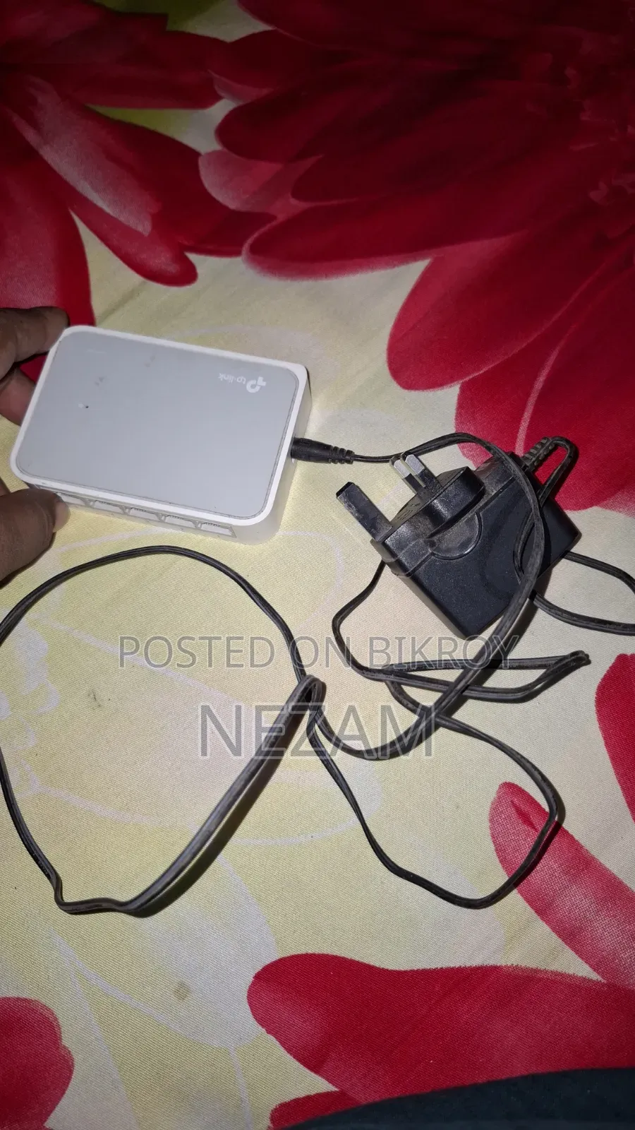 টিপি লিংক নেটওয়ার্কিং সুইচ