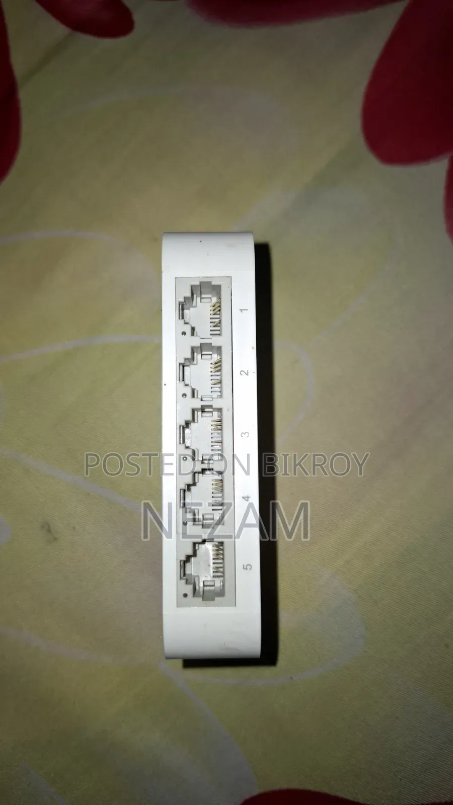 টিপি লিংক নেটওয়ার্কিং সুইচ