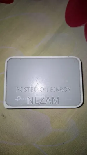 টিপি লিংক নেটওয়ার্কিং সুইচ