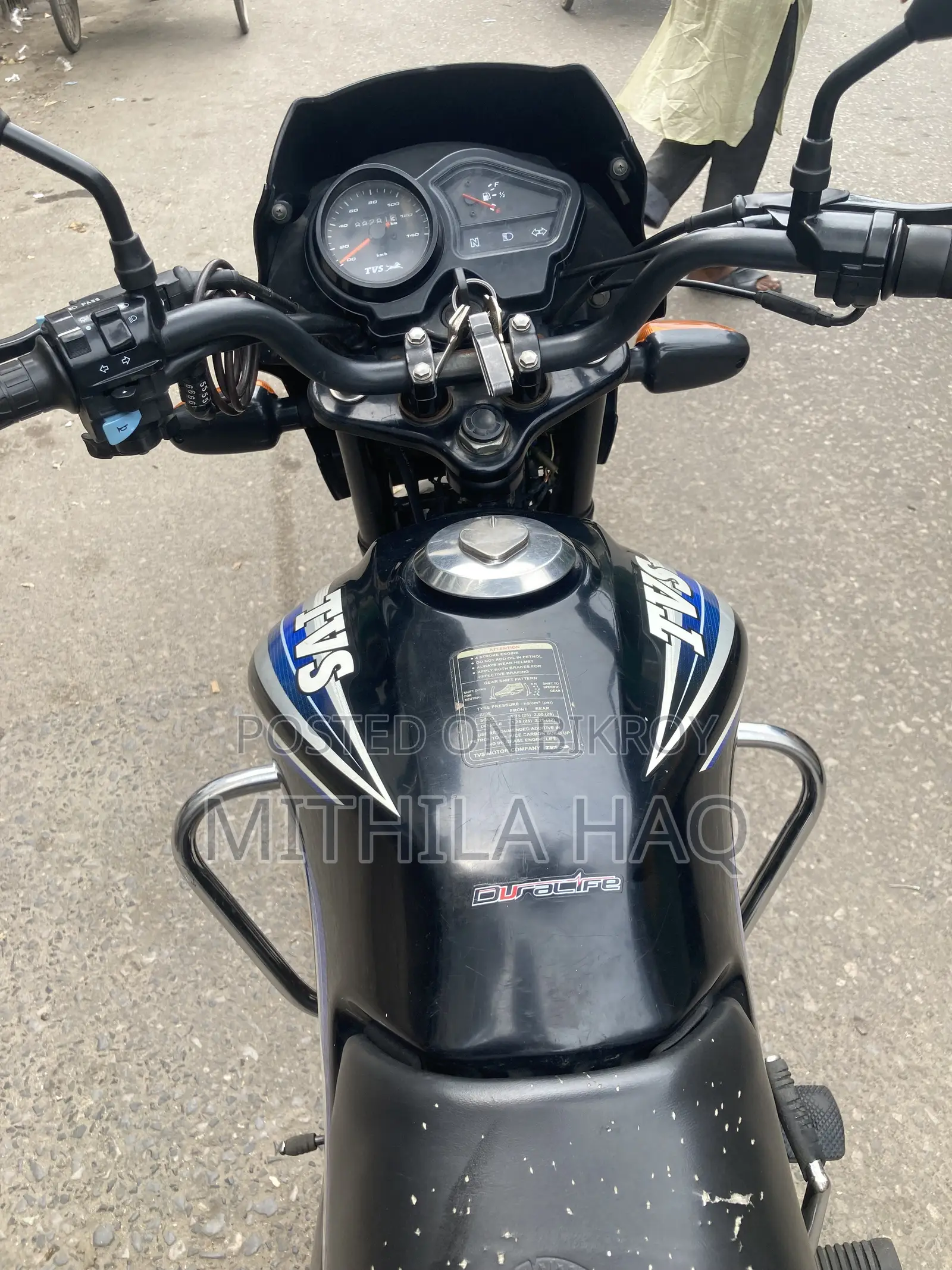 টিভিএস মেট্রো ২০১৭ কালো