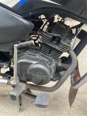 টিভিএস মেট্রো ২০১৭ কালো