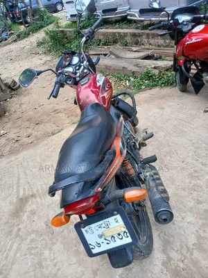 Bajaj Platina 100 2016 Red