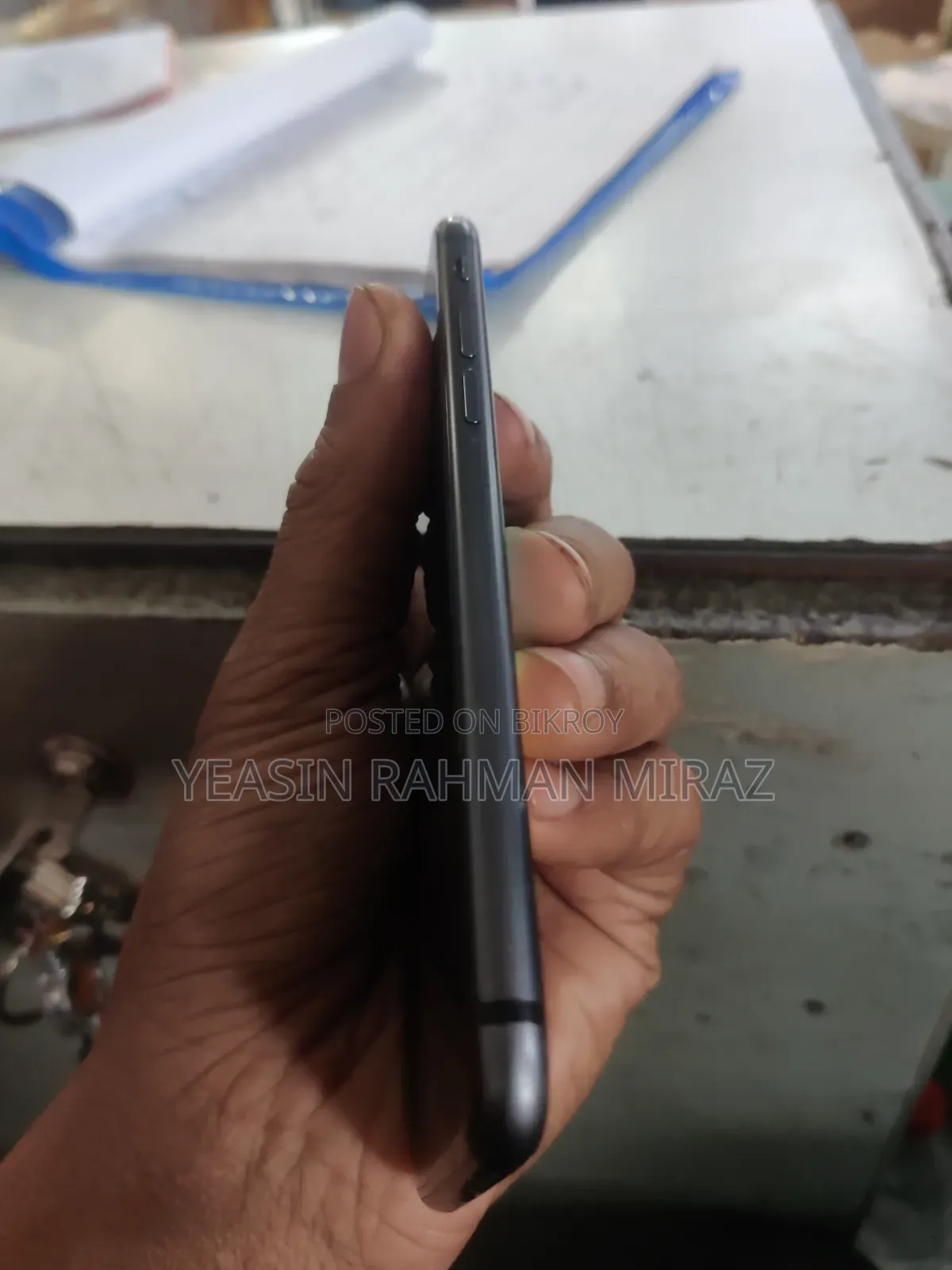 Apple iPhone 8 64 GB Black