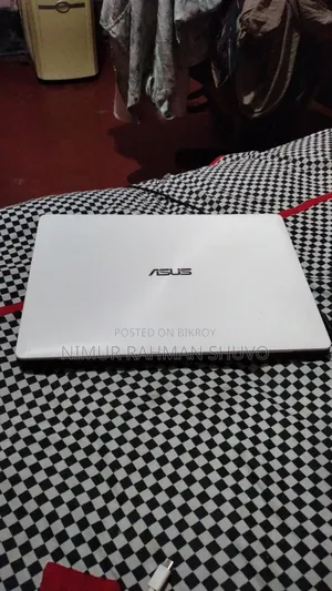 Laptop ASUS X553MA 4GB Intel Pentium HDD+SSD 128GB