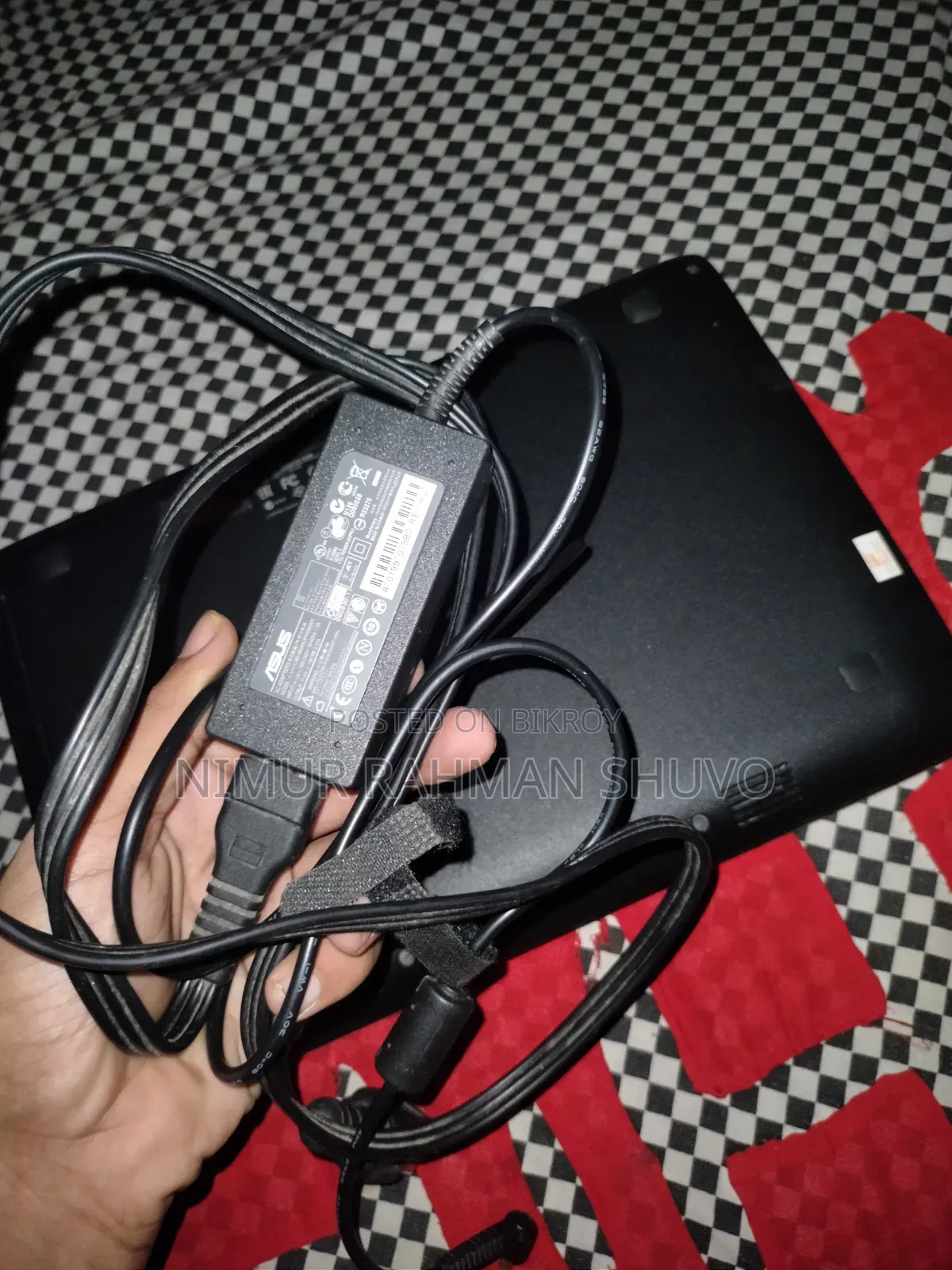 Laptop ASUS X553MA 4GB Intel Pentium HDD+SSD 128GB