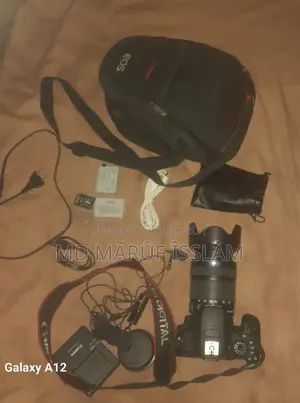 Canon EOS 700D DSLR Camera With 18-135mm Lens