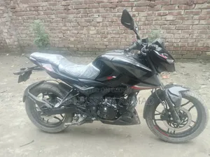 Bajaj Pulsar N160 2024 Black