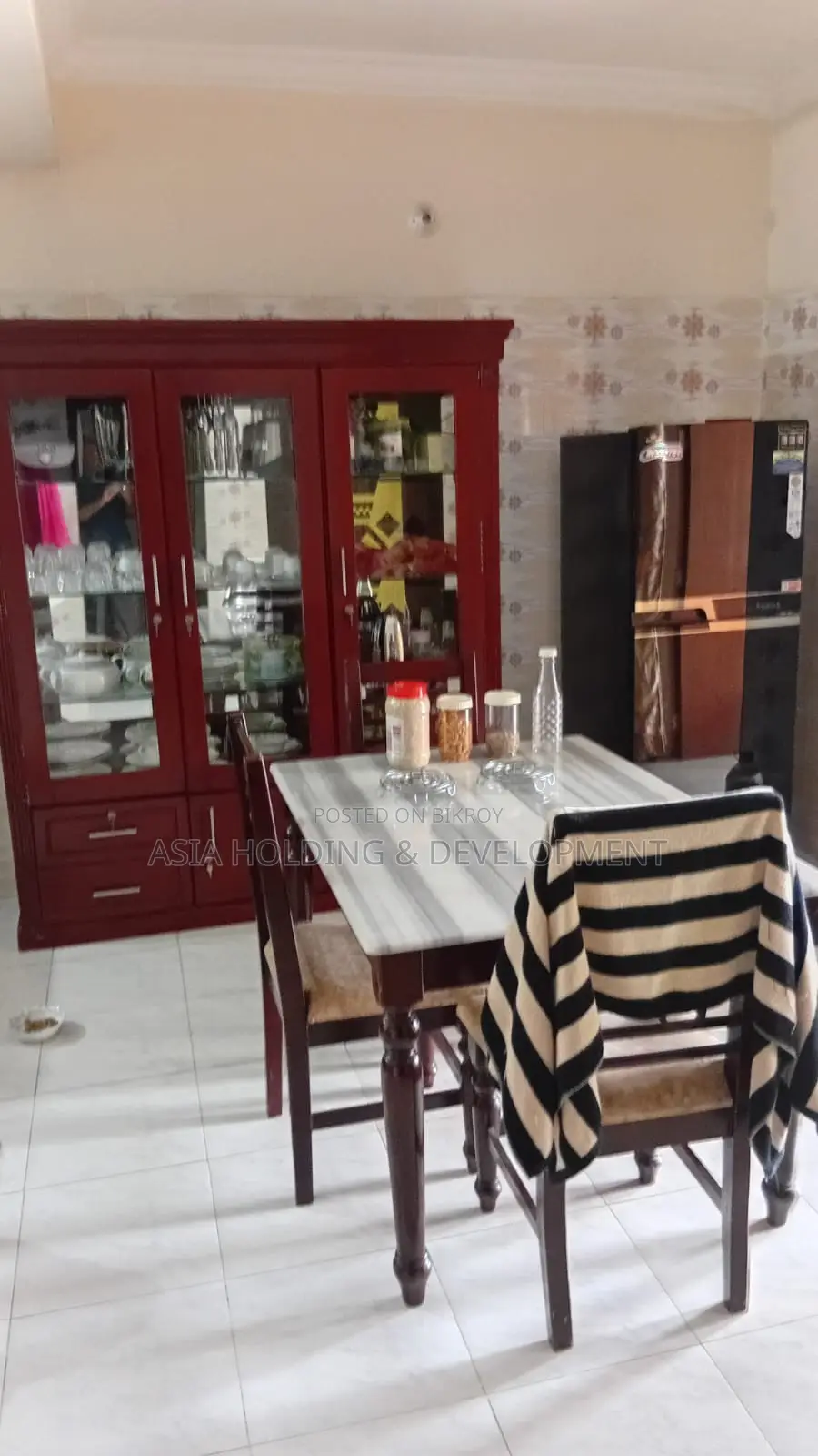 ৩ বেডরুমের অ্যাপার্টমেন্ট বাড্ডাতে বিক্রির জন্য