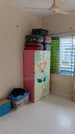 ৩ বেডরুমের অ্যাপার্টমেন্ট বাড্ডাতে বিক্রির জন্য