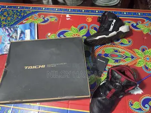 Riding Boot RS Taichi RSS013 With Box and All Stuffs.