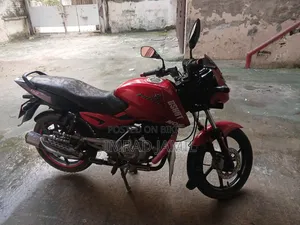 Bajaj Pulsar 150 2015 Red