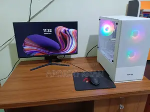 Desktop Computer Gigabyte 8GB AMD Ryzen 5 SSD 256GB